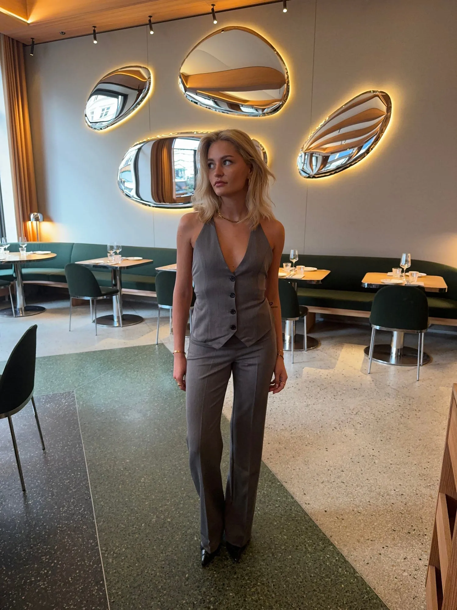 Giavanna suitpants with cut out - Grey