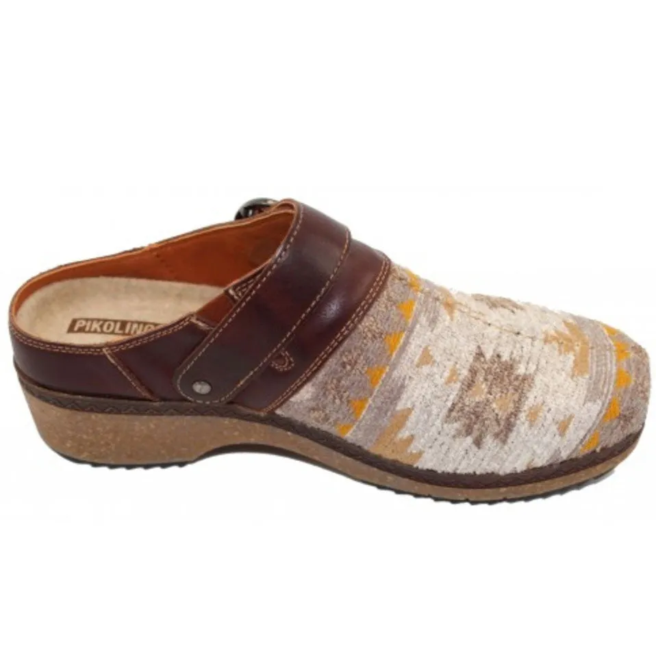 Granada Embroidered Clog (W0W-3620C1)