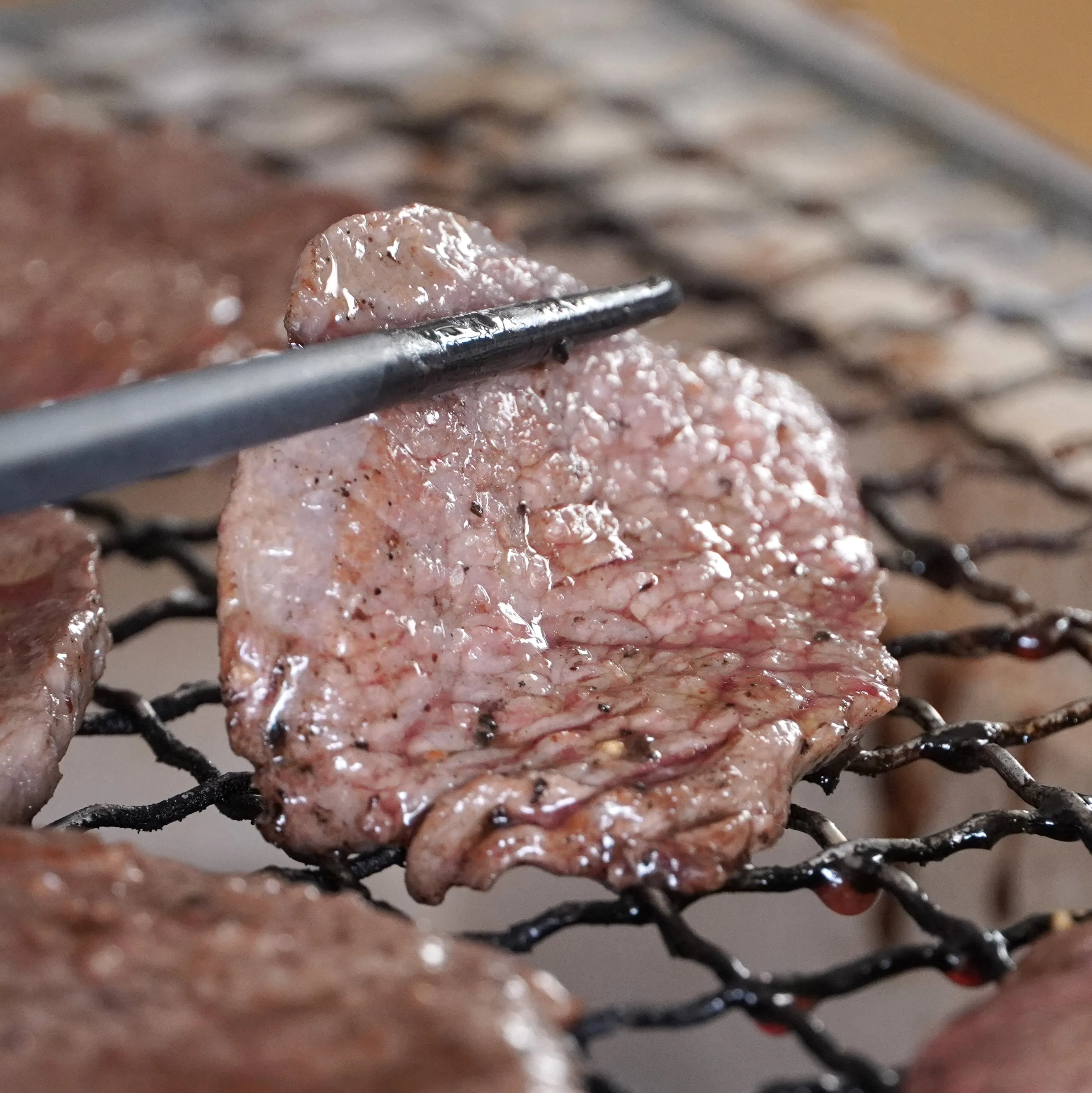 Grass-Fed Beef Teres Major / Petite Tender Slices from New Zealand (300g)