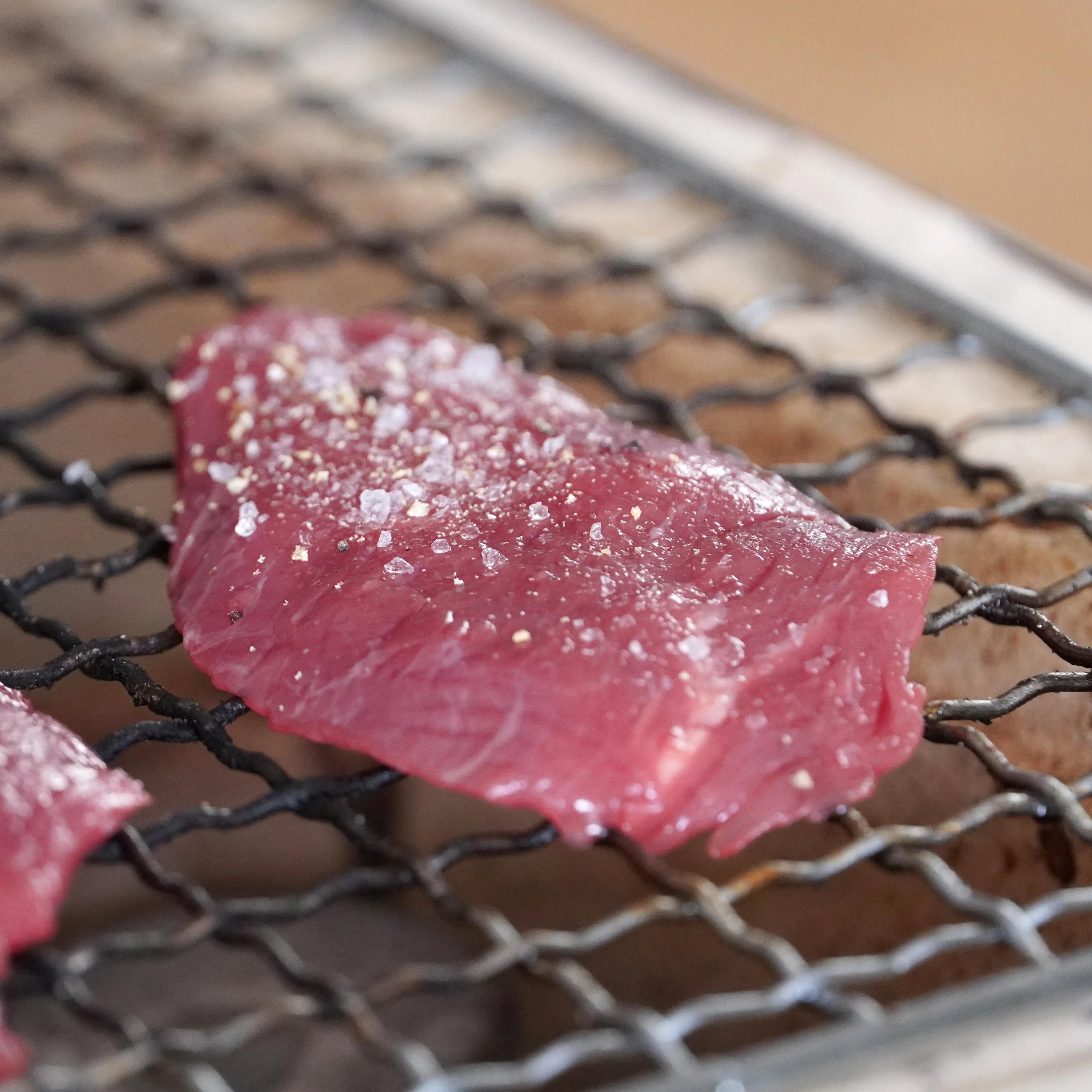 Grass-Fed Beef Teres Major / Petite Tender Slices from New Zealand (300g)