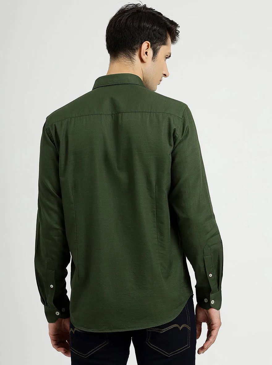 Green Solid Tailored Fit Semi Casual Shirt | JadeBlue