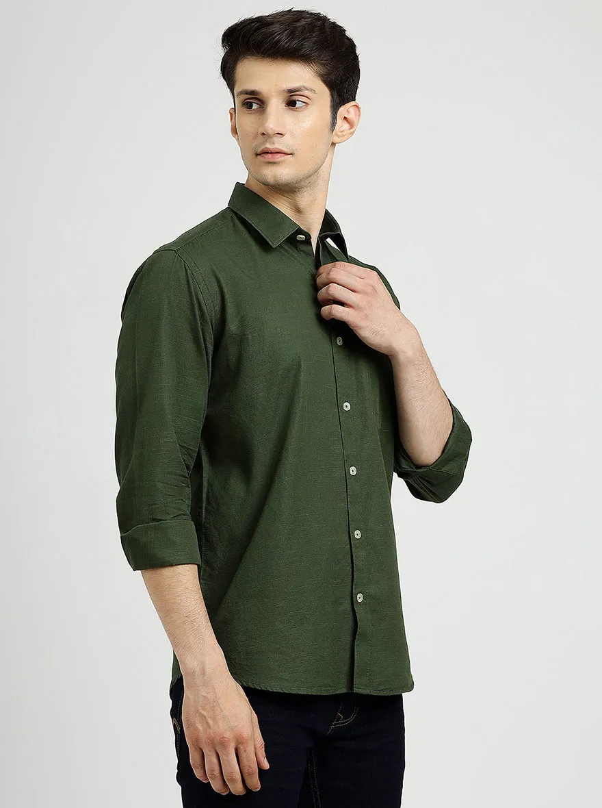 Green Solid Tailored Fit Semi Casual Shirt | JadeBlue