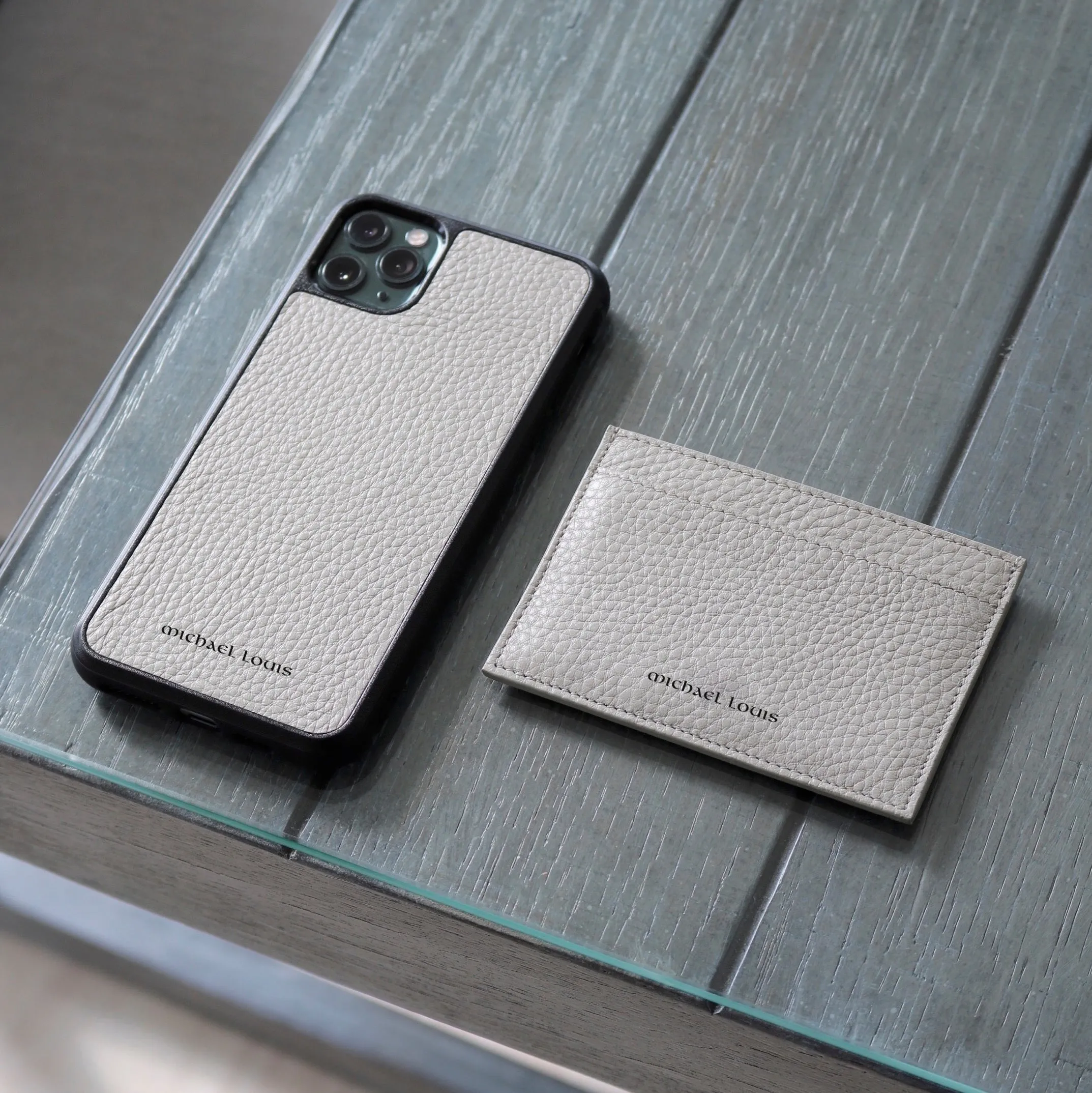 Grey Pebbled Leather Classic Card Holder