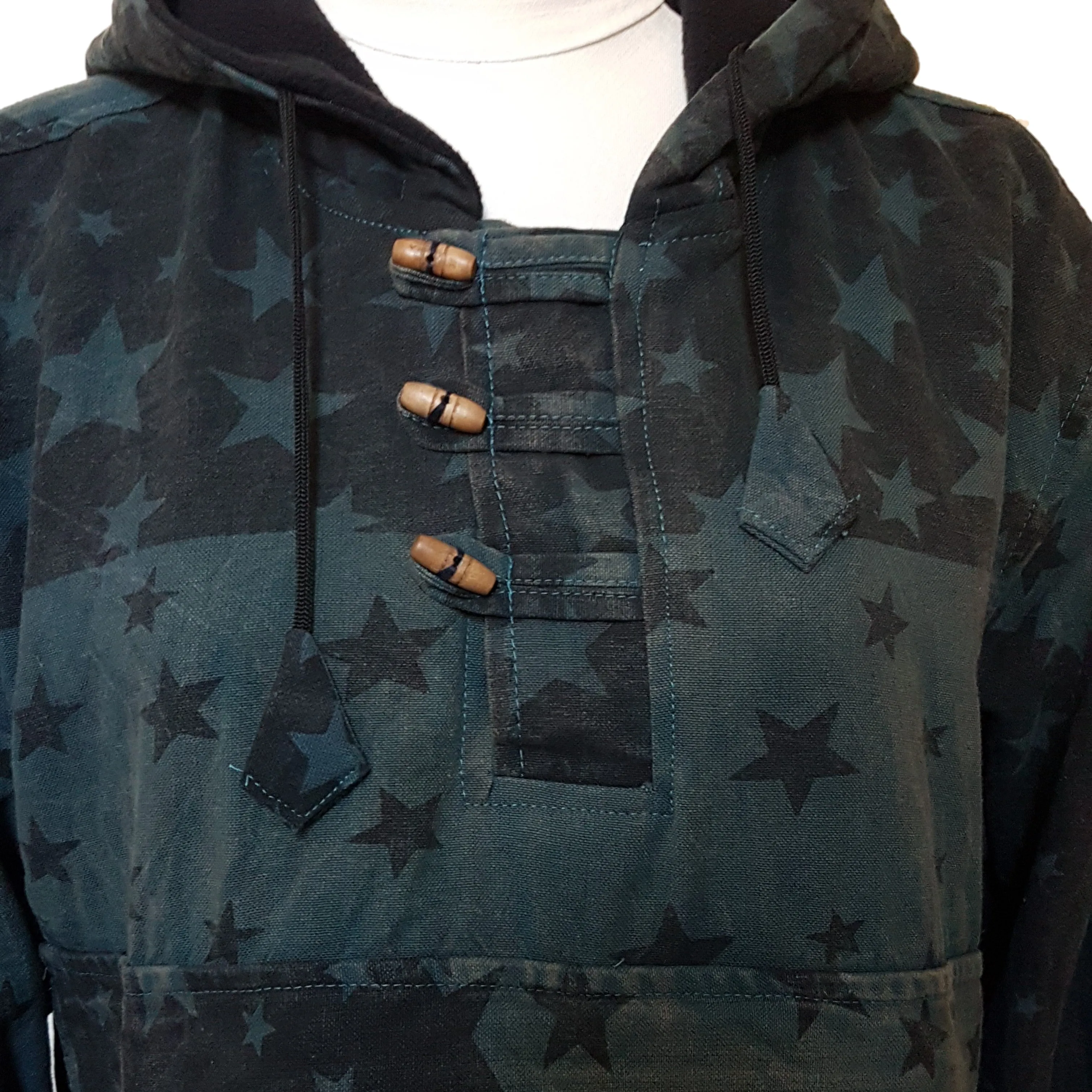 GRINGO FAIR TRADE Blue Stonewashed Star Print Hooded Top