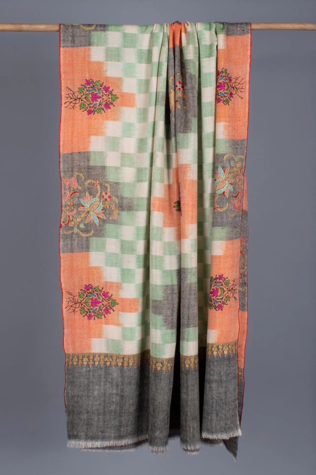 Handloomed Pure Pashmina Shawl with Sozni - THASOS