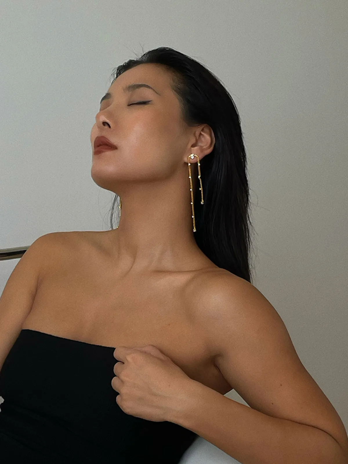Hot Fashionable Long Dangling Zircon Earrings