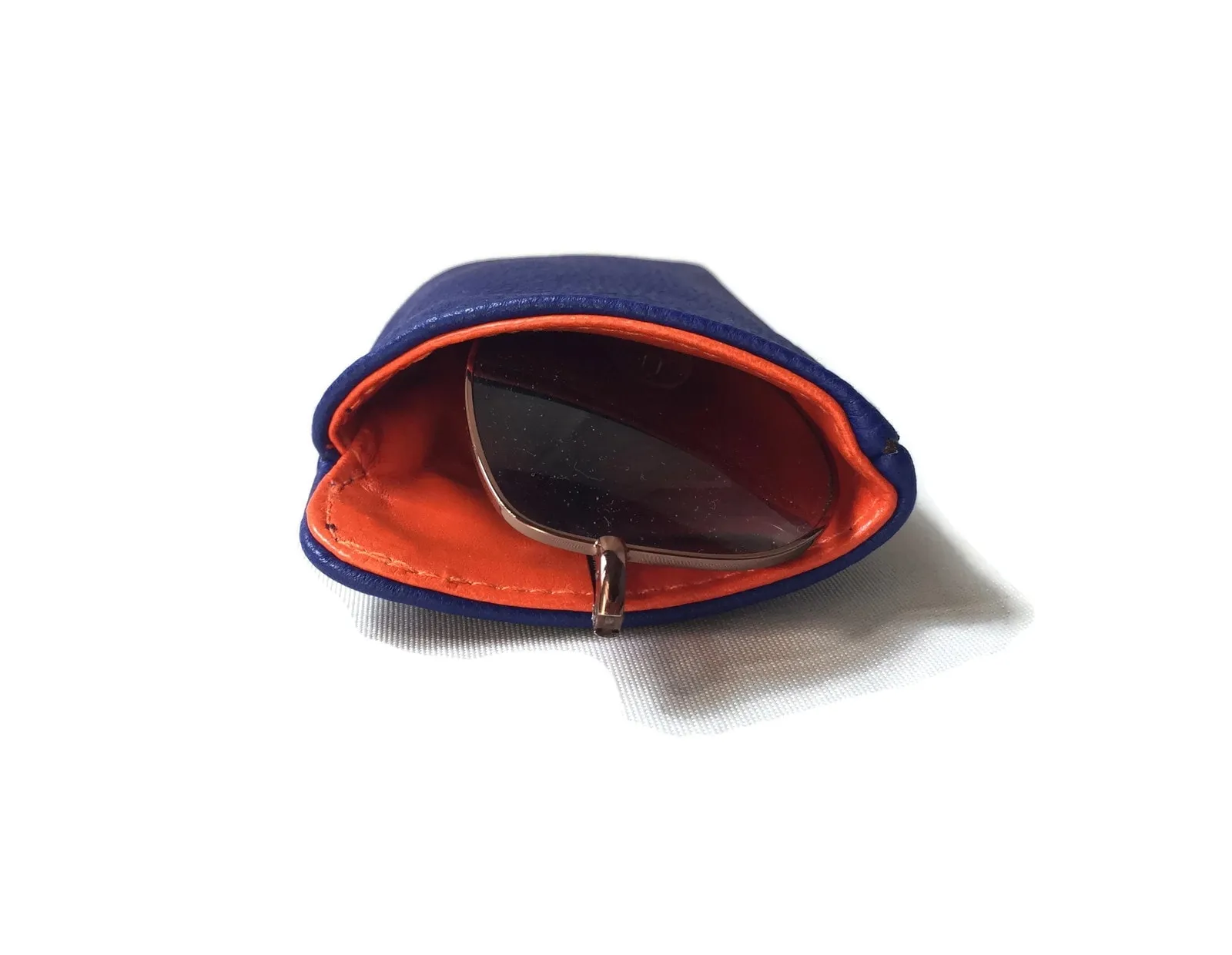 Hoyt Sunglasses Case: Eco-Chic Protection for Your Shades (Vegan Leather, Padded, Graphite & Royal Blue)