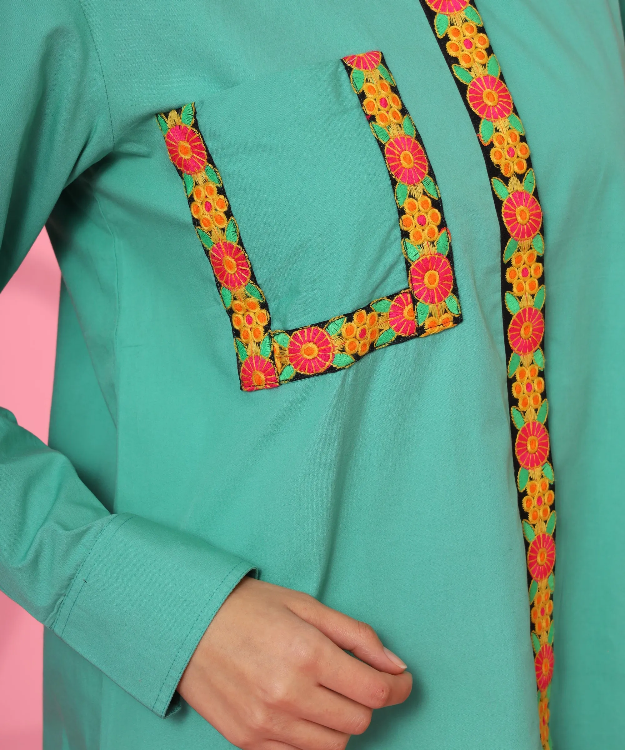 I BLOOM EMBROIDERY SHIRT