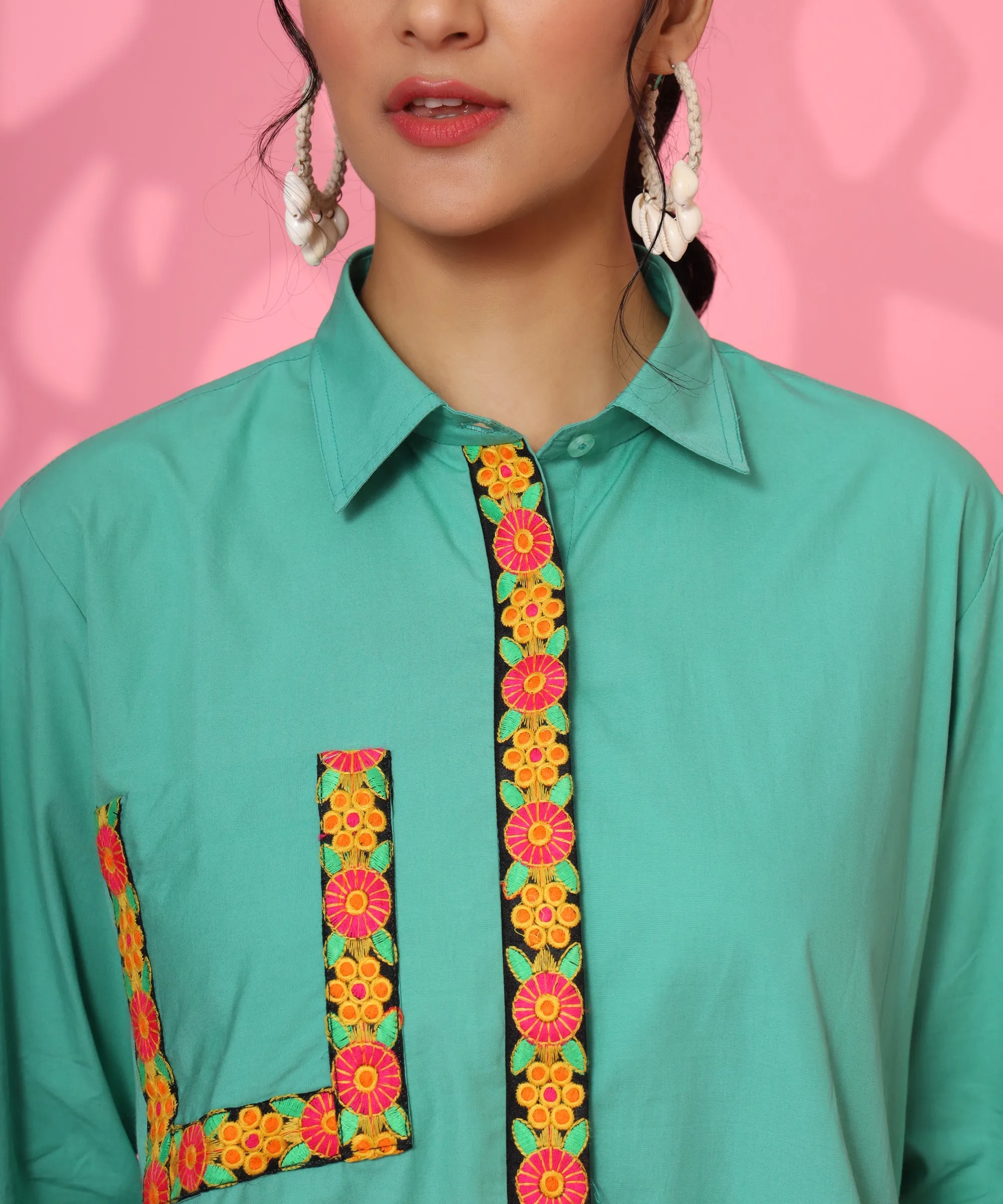 I BLOOM EMBROIDERY SHIRT