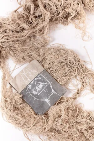 Insight Eye Zip Bag