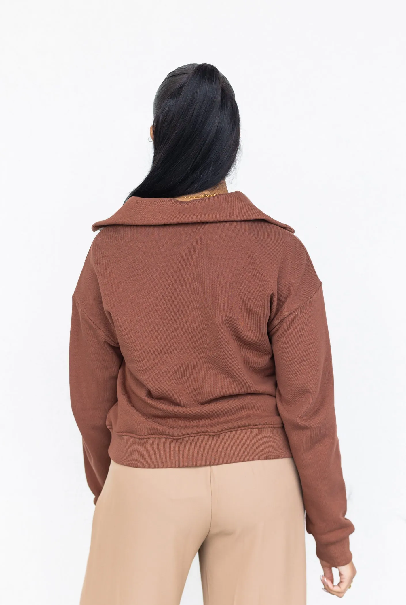 JUSTINE BROWN SWEATER