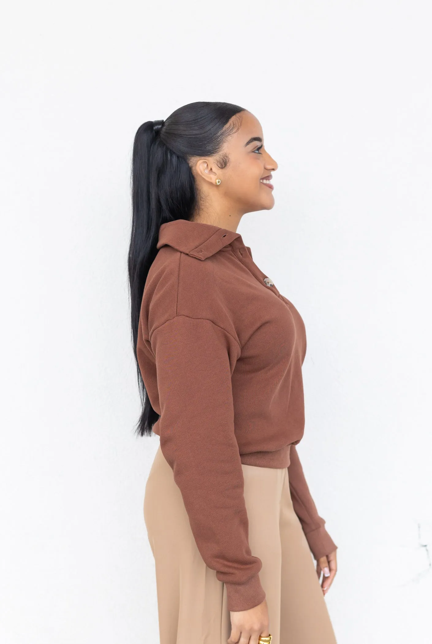JUSTINE BROWN SWEATER