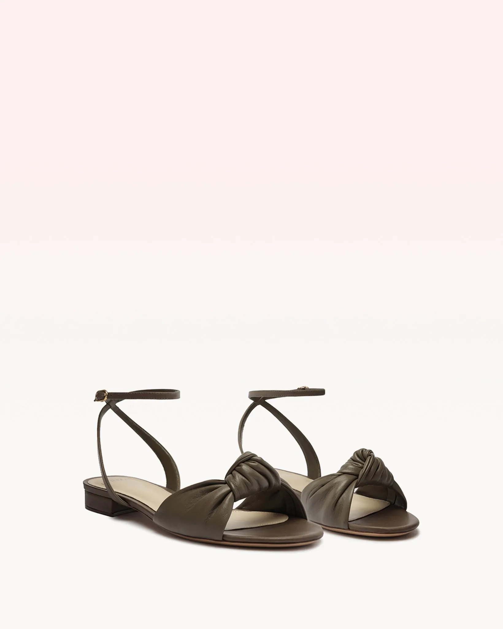 Kace Flat Pebble