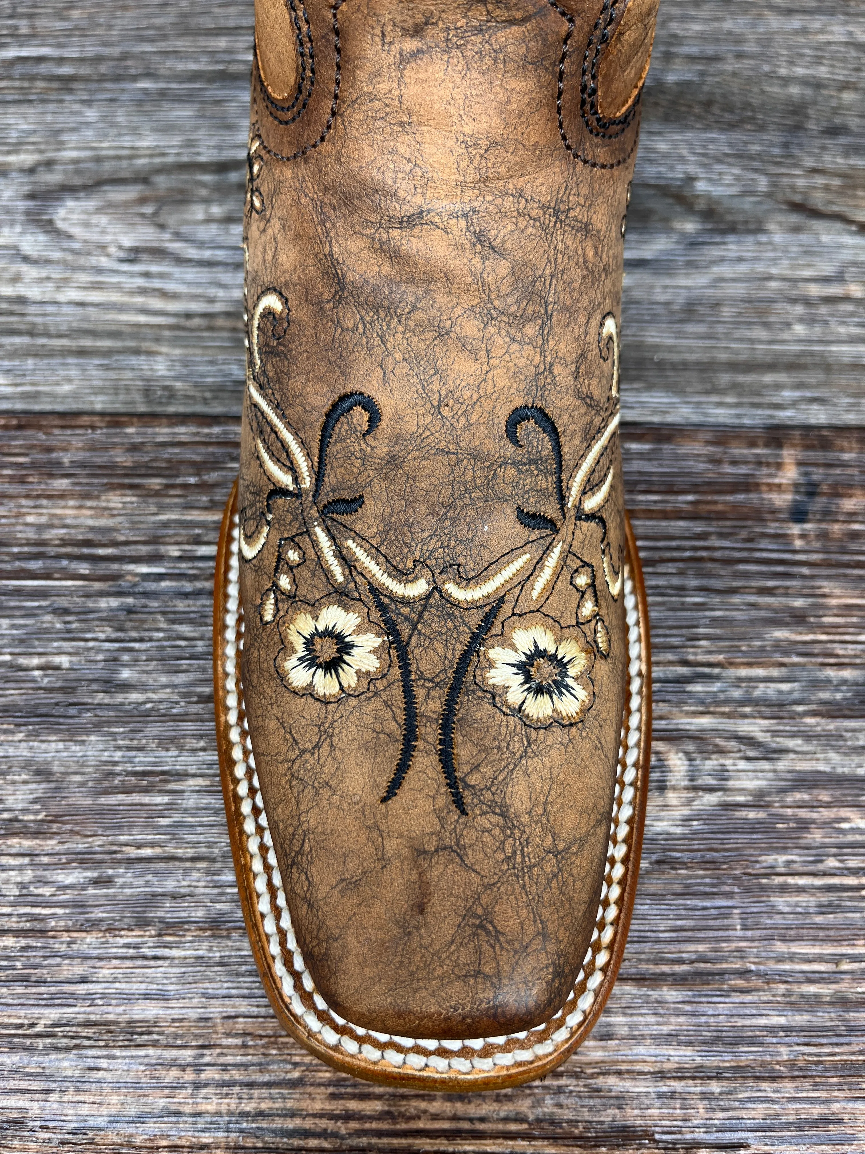 L2063 Women's Circle-G Square Toe Western Boot by Corral