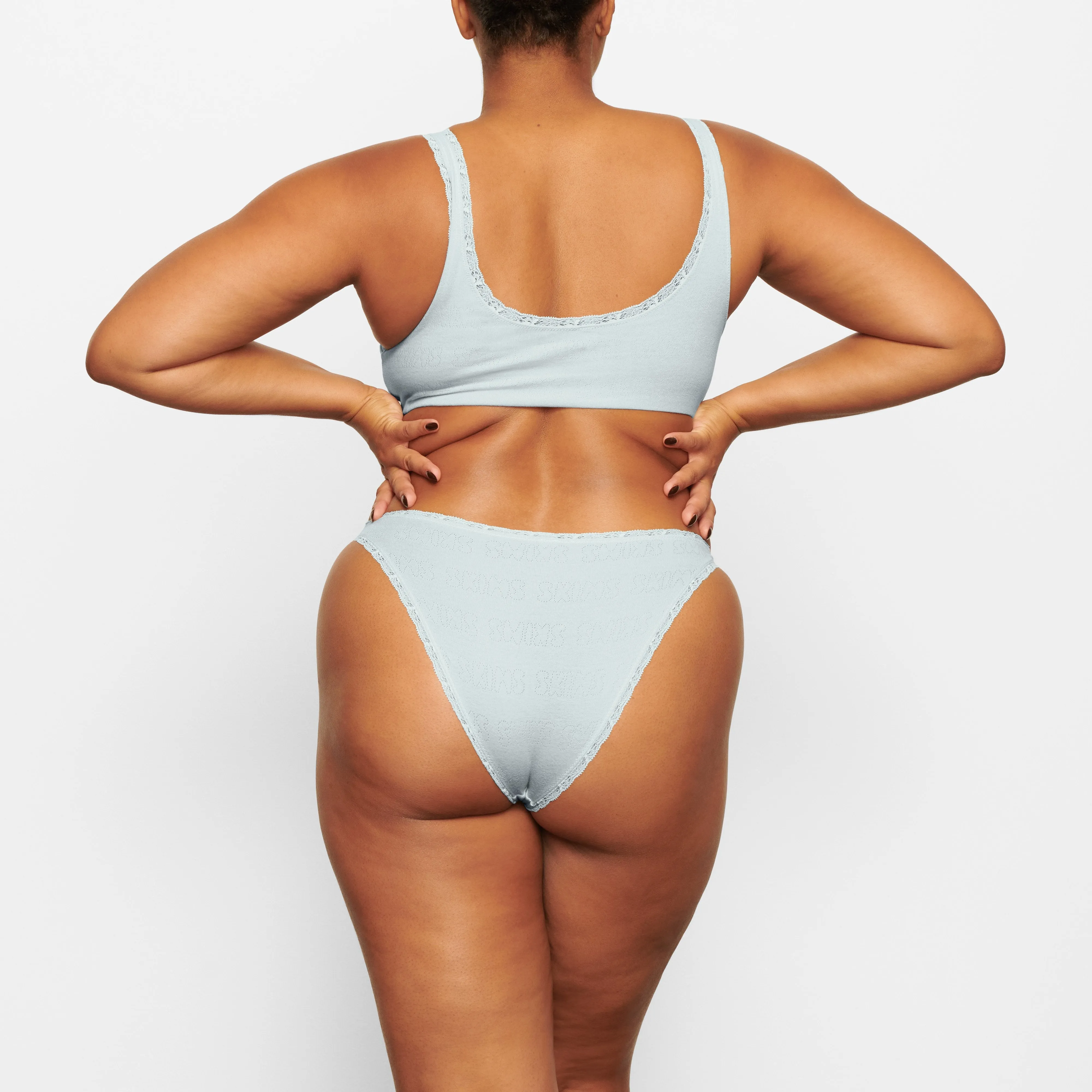LACE POINTELLE SCOOP NECK BRALETTE | SKY