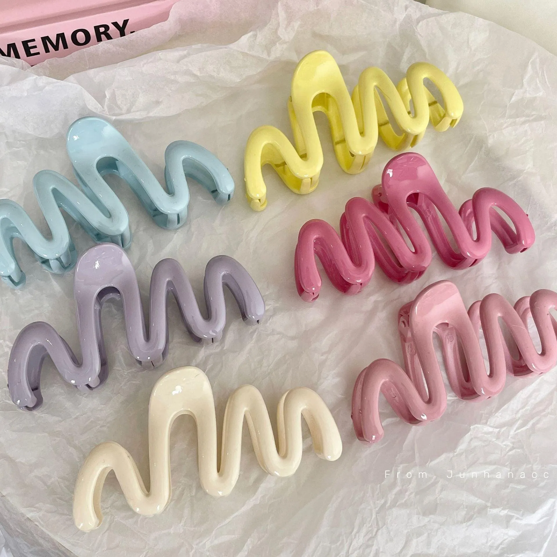 Ladies Simple Casual Wave Shaped Hair Claw Clip SKAJ074