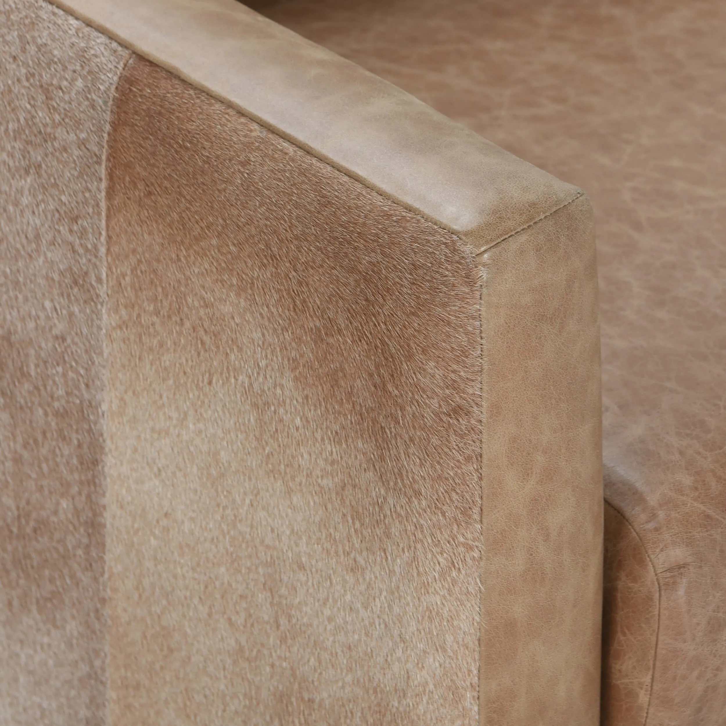 Lathe Leather/Hide Chair, Brown/Blonde