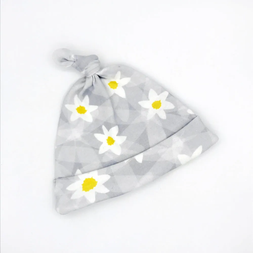 Lazy Daisy Baby Hat (0-3M) - Organic Cotton