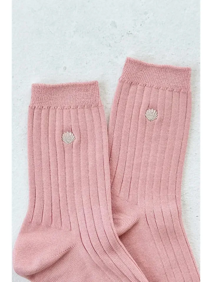 Le Bon Shoppe - Embroidered Her Socks (Pink Soda/Silver Seashell)
