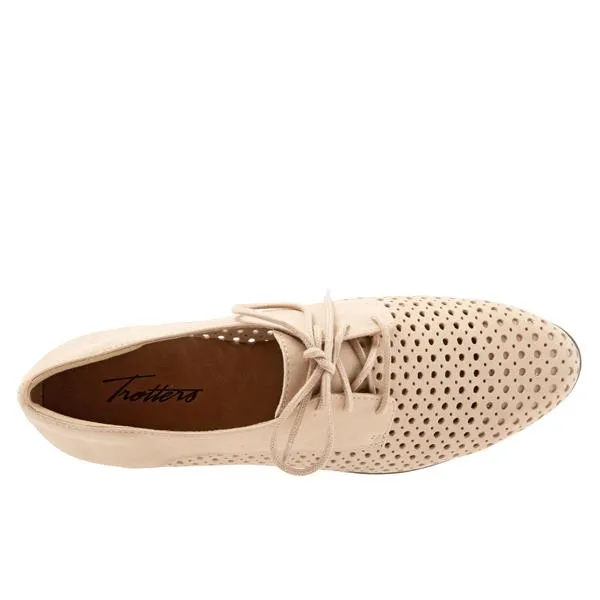 Lizzie Perf Sand Lace up Shoes