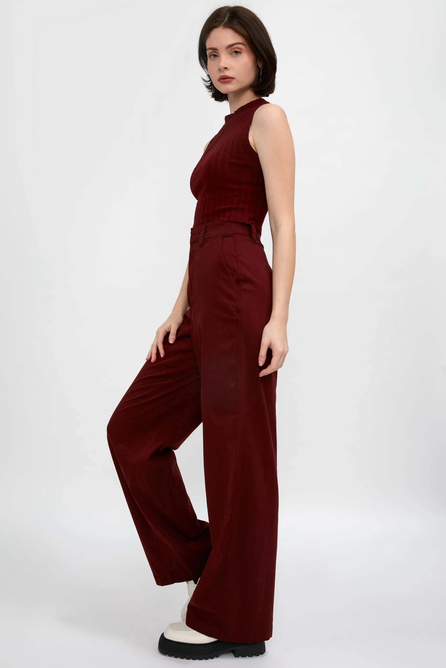 London Relaxed Pant in Wine