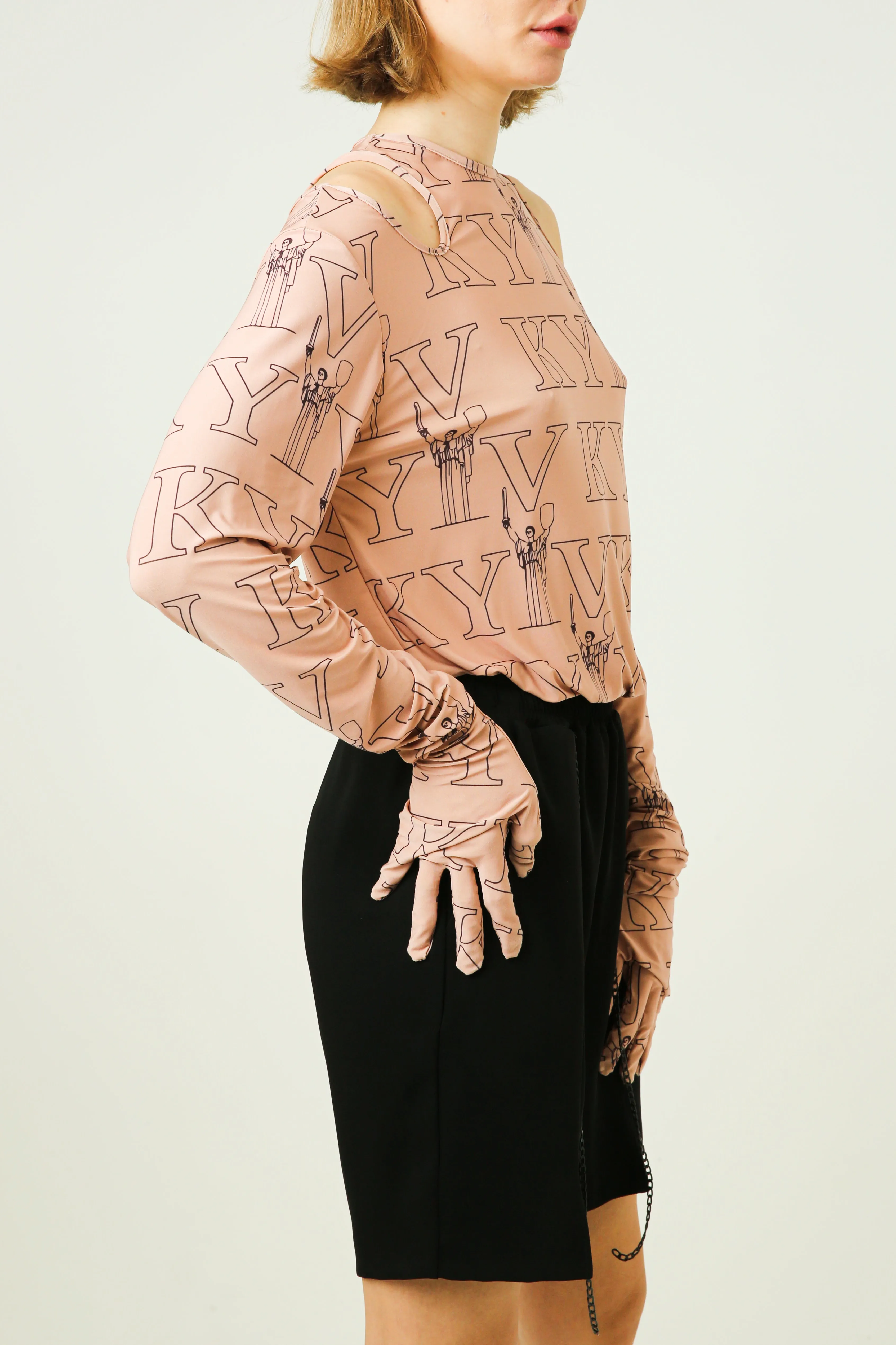 Loose off-the-shoulder longsleeve