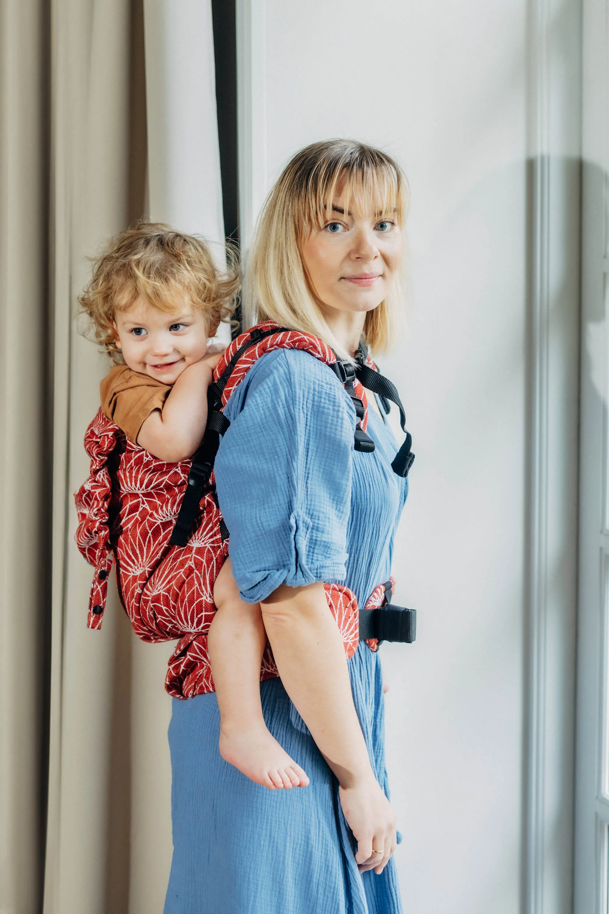 Lotus Foxy LennyPreschool Carrier by LennyLamb