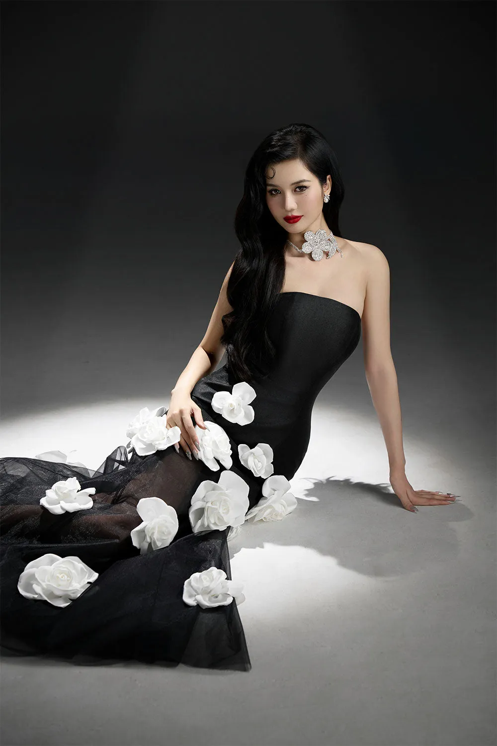 Lucie Rose A-line Flower Applique Mesh Taffeta Floor Length Dress