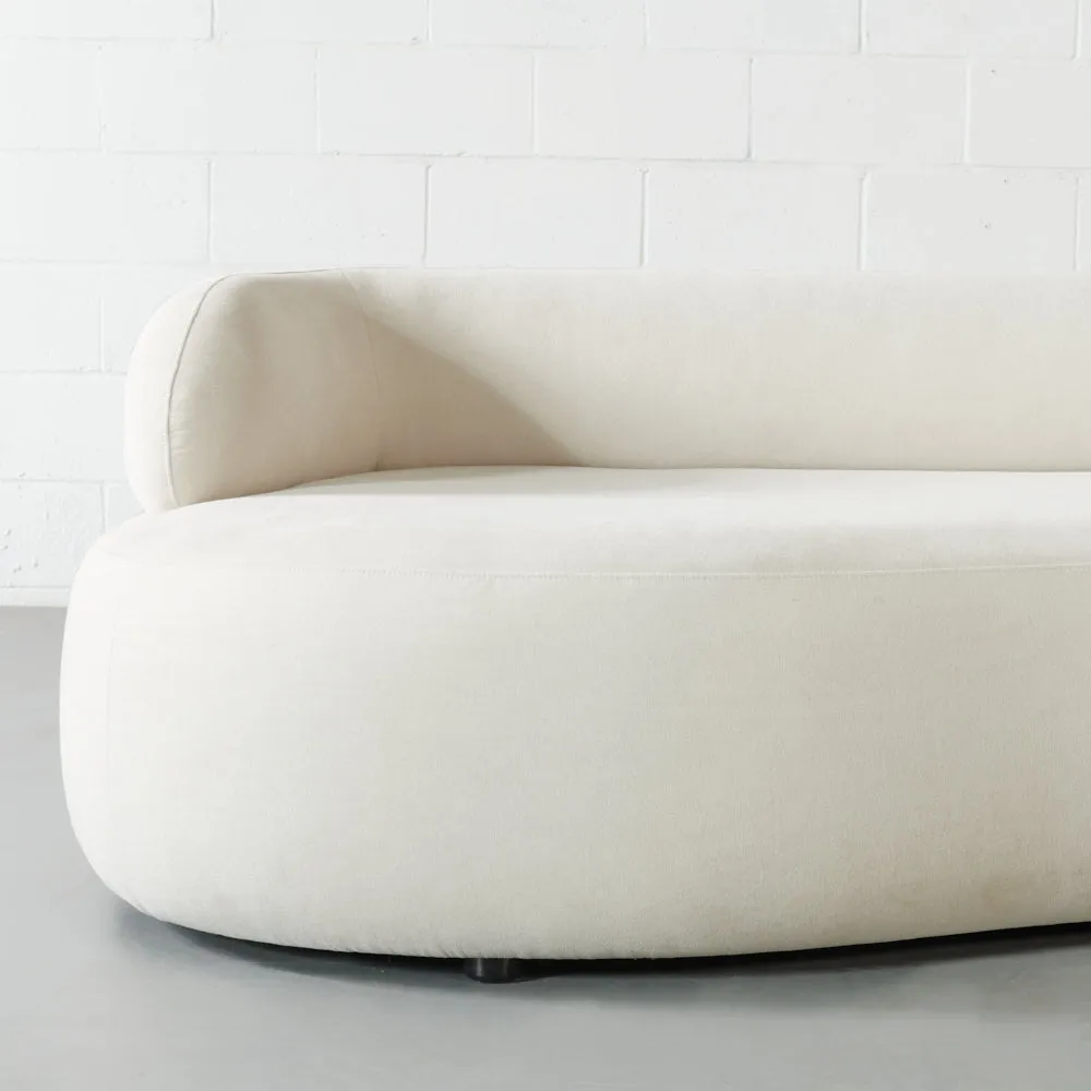 MAGNUS - Cream Fabric 3-Seater Sofa