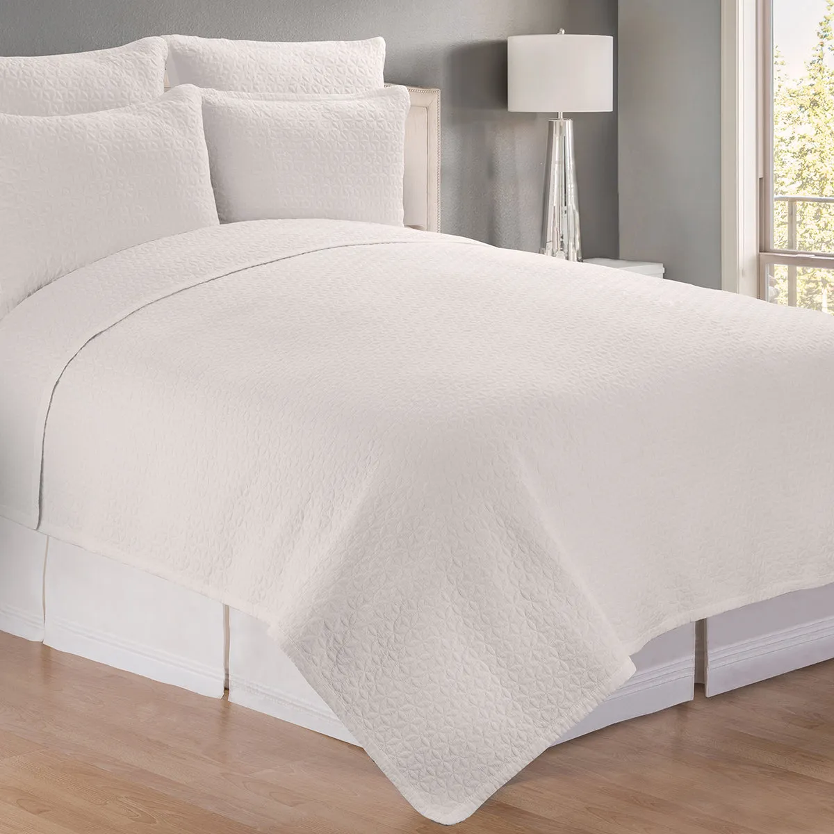 Manchester Quilt Set