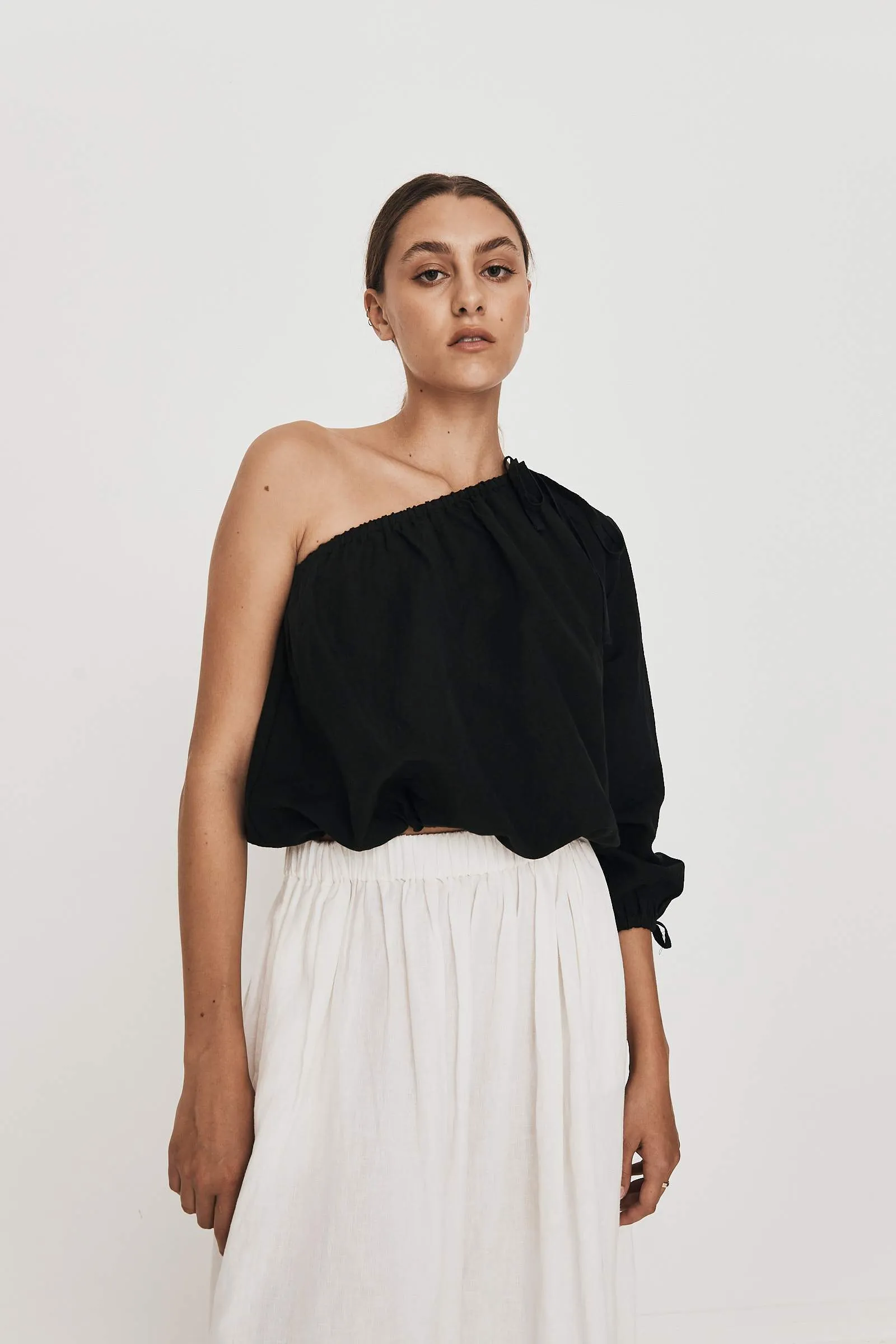 Mara Blouse in Black