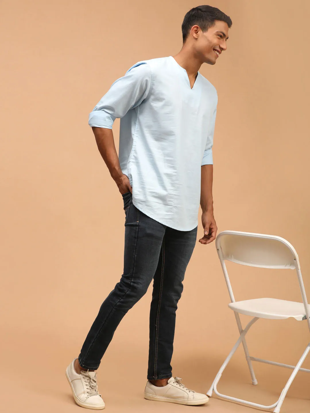 Men's Aqua Cotton Blend Short Kurta - Vastramay