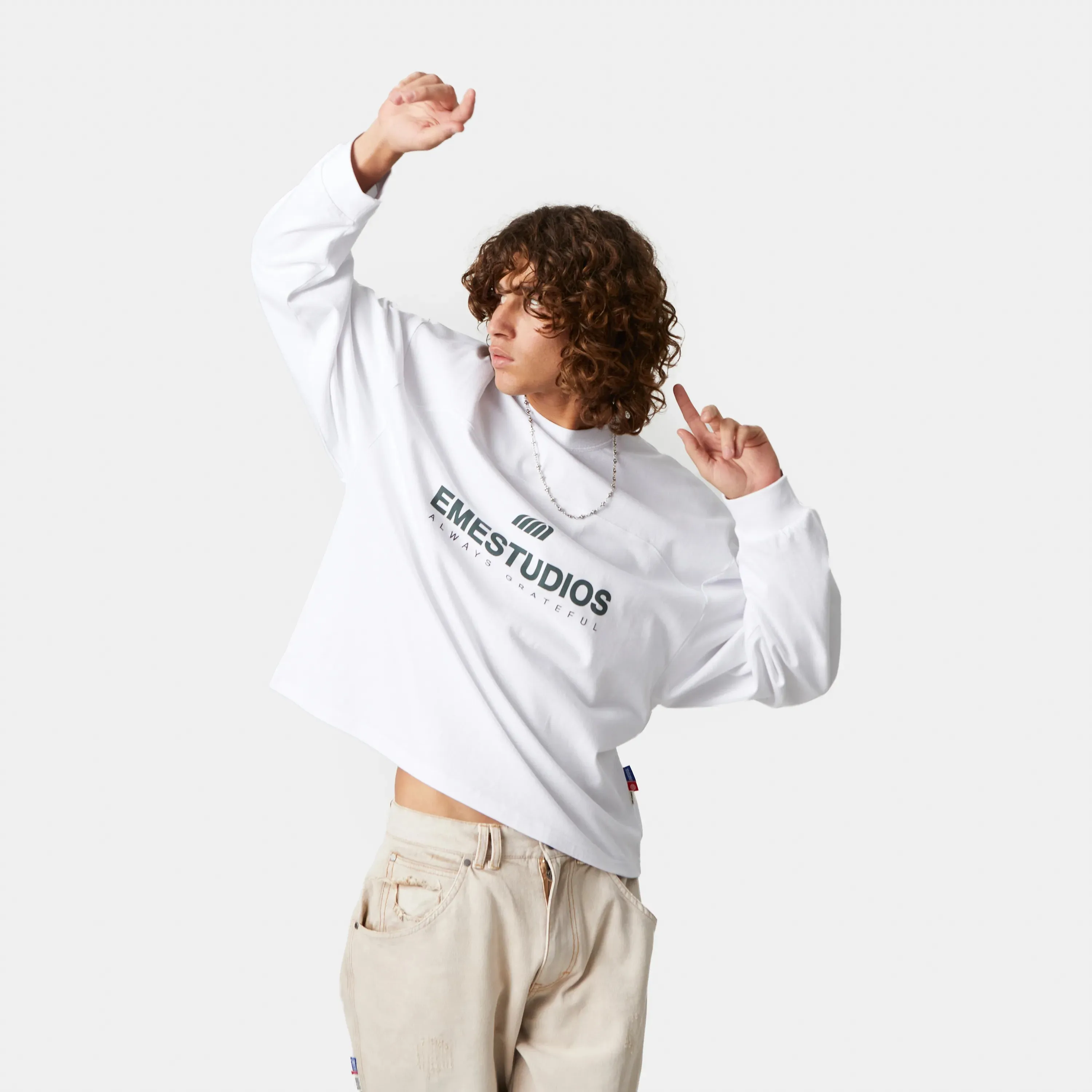 Merch Pearl Long Sleeve