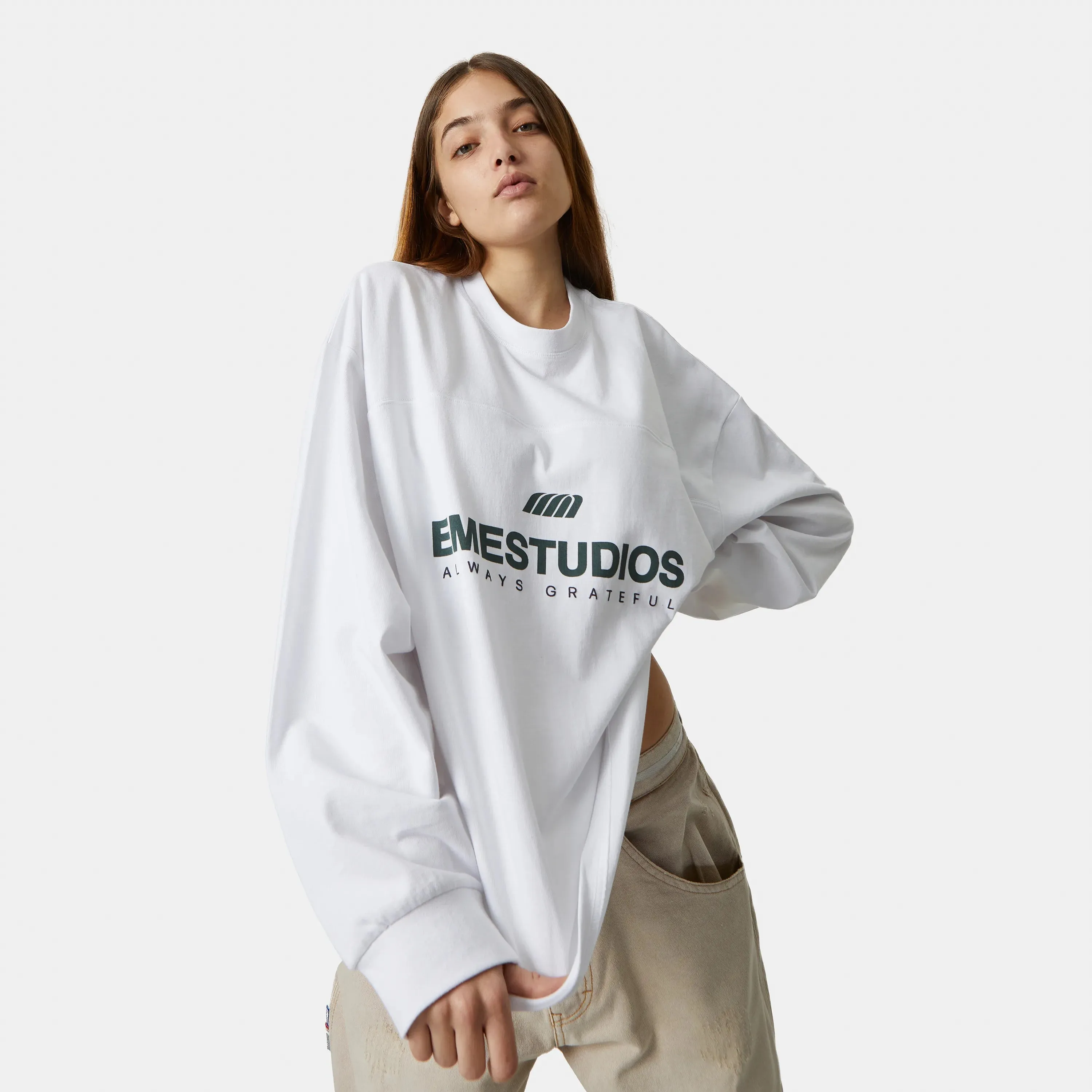 Merch Pearl Long Sleeve