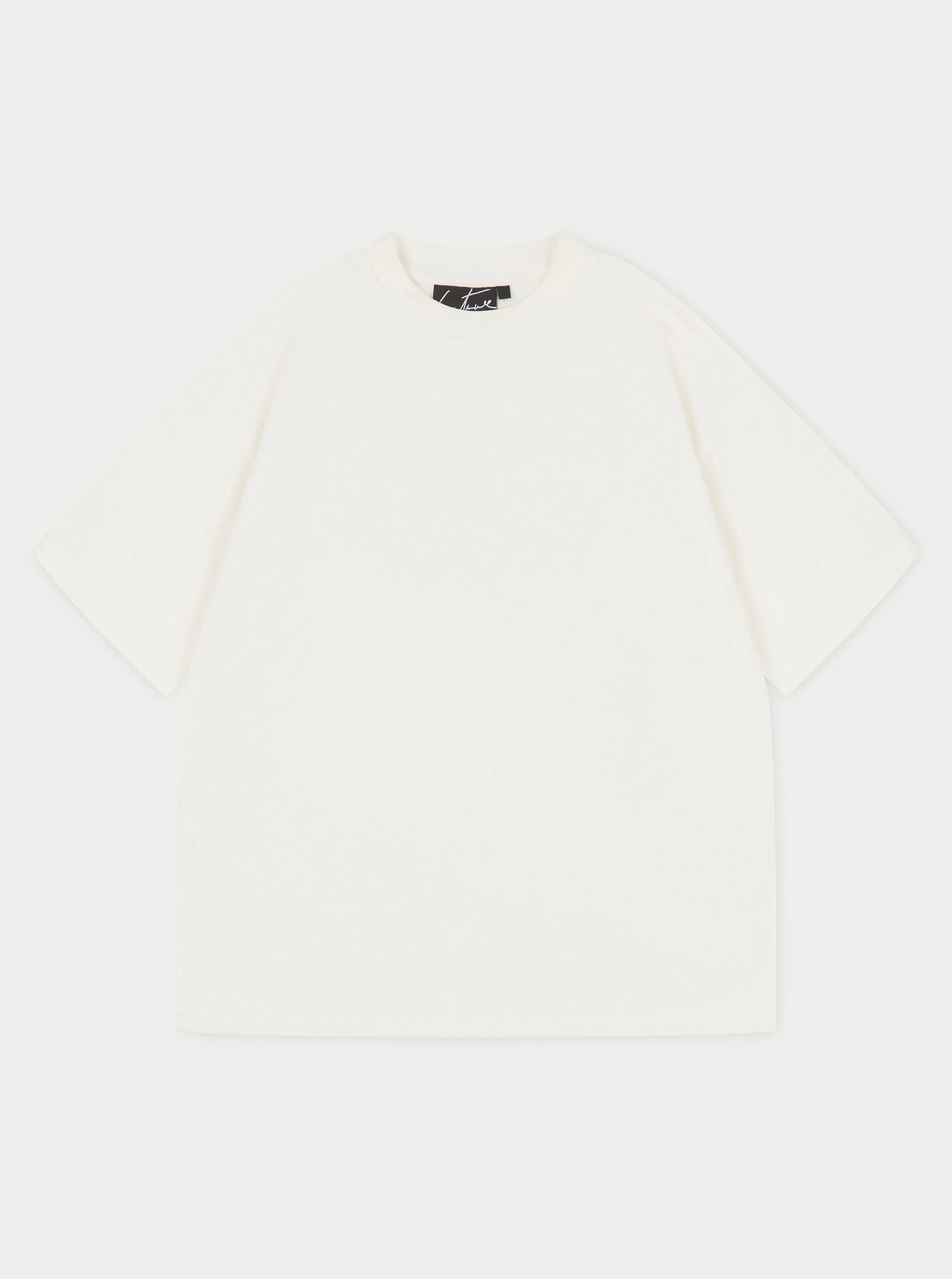 MINIMAL EMBLEM OVERSIZED T-SHIRT - OFF WHITE