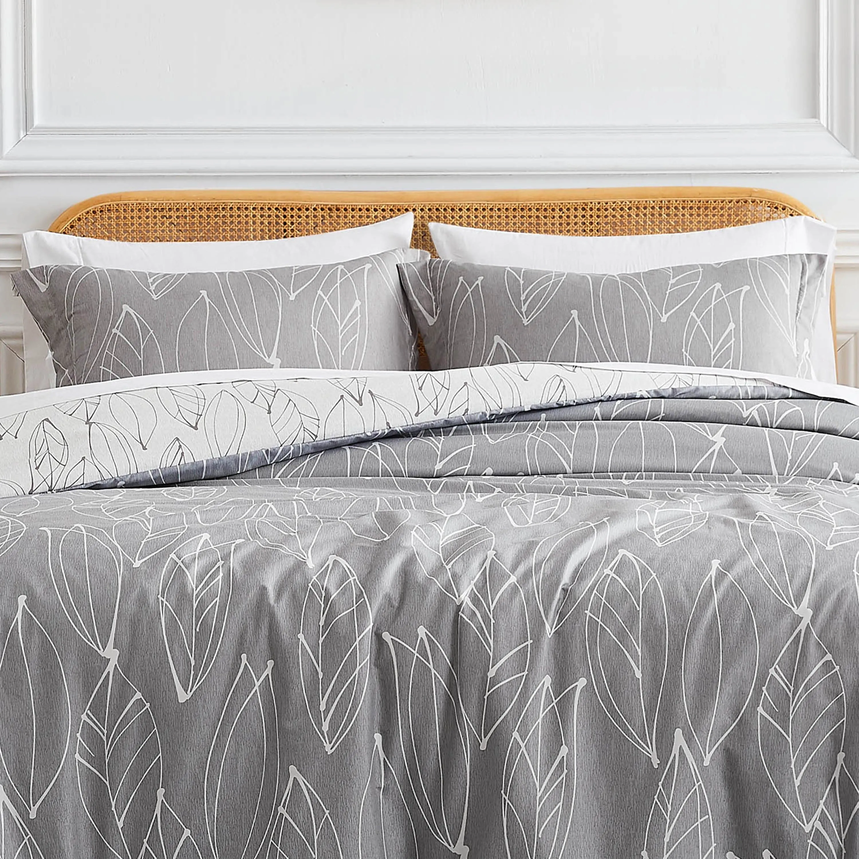 Modern Foliage Reversible Comforter Set