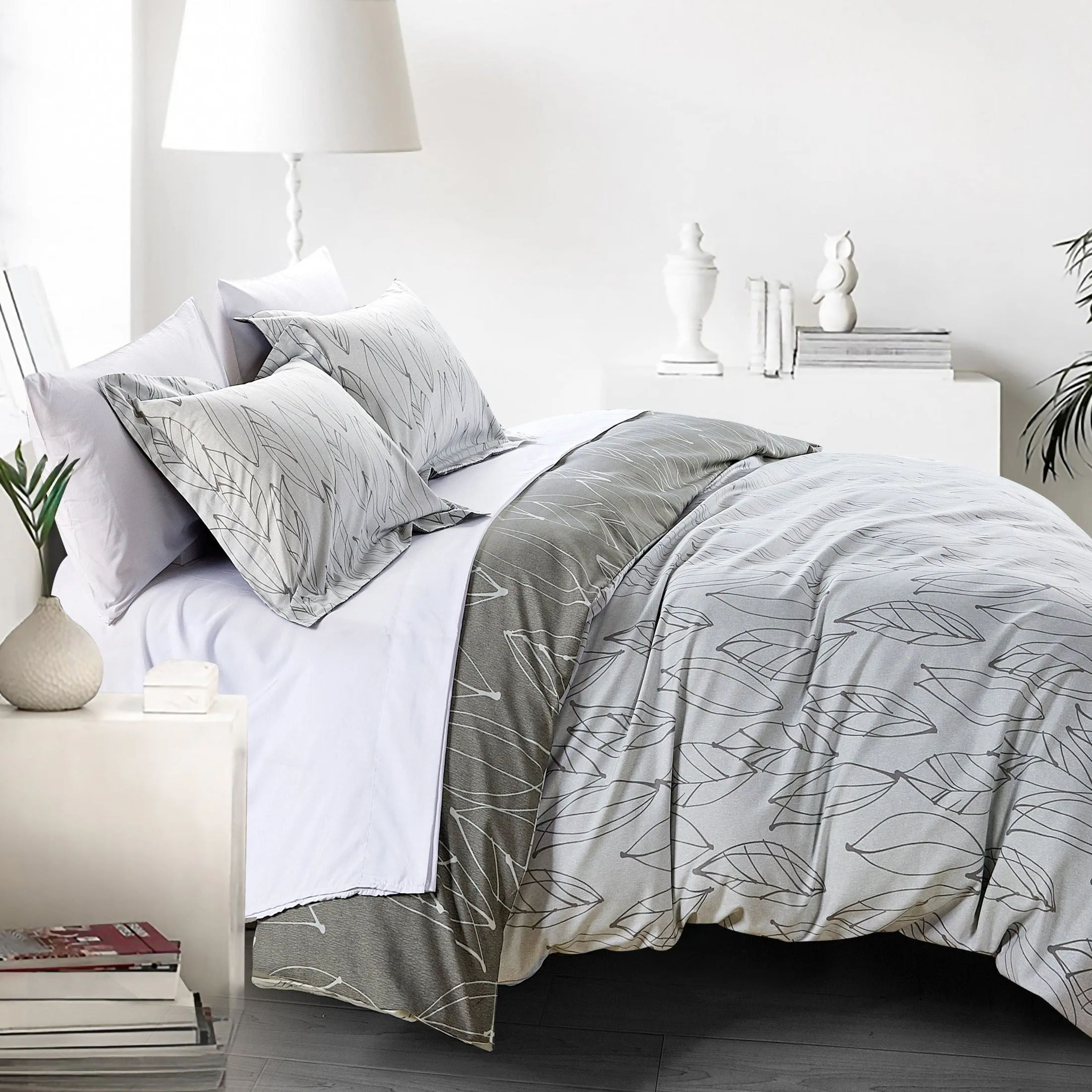 Modern Foliage Reversible Comforter Set