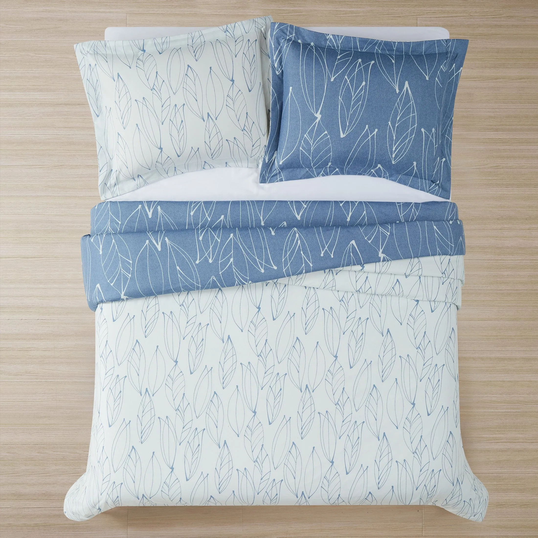 Modern Foliage Reversible Comforter Set