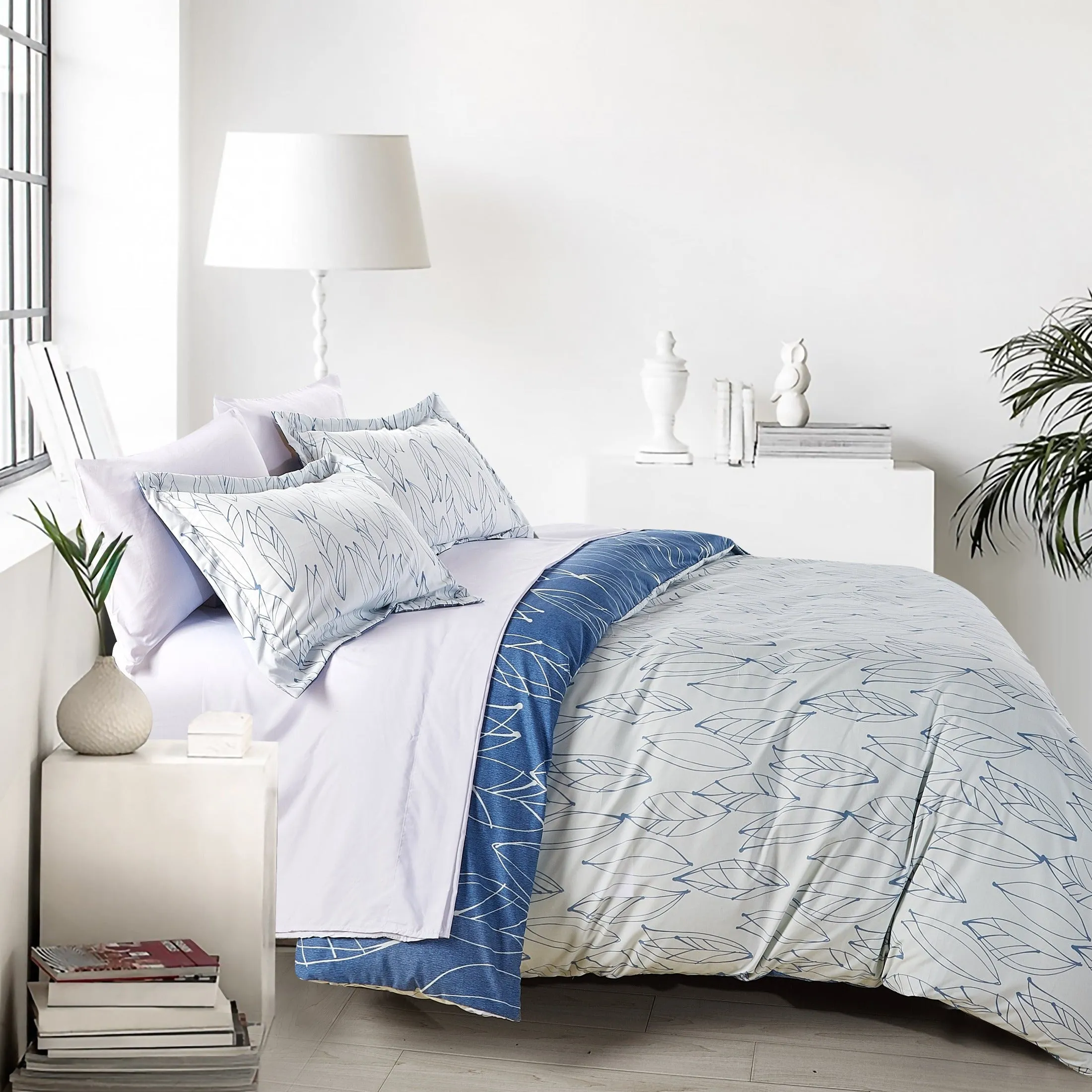 Modern Foliage Reversible Comforter Set