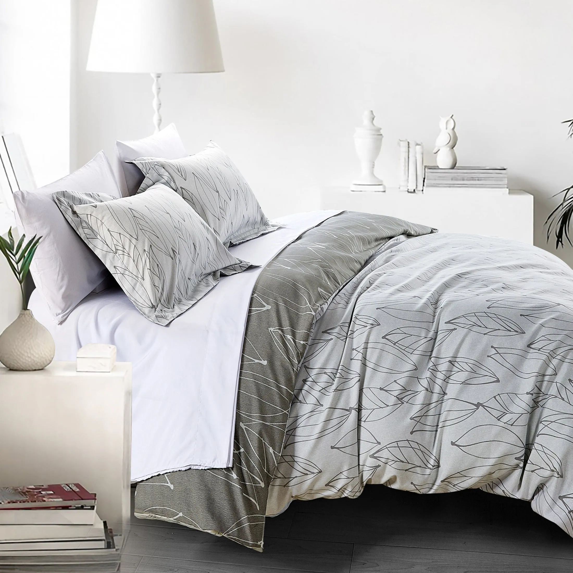 Modern Foliage Reversible Comforter Set