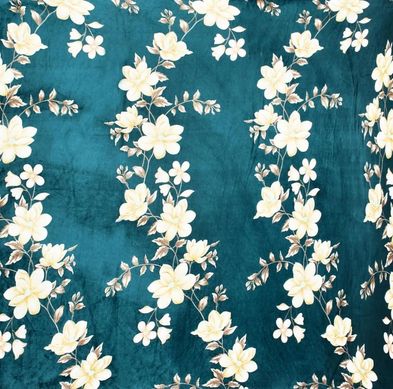 MRSKP Presents Luxurious Green-Flower Bedsheets for Winter King Size Fitted Flannel/Warm Double Bedsheet Fully Elasticized with 2 Pillow Covers 72 x 78 x 8 Inches (King (U.S. Standard)