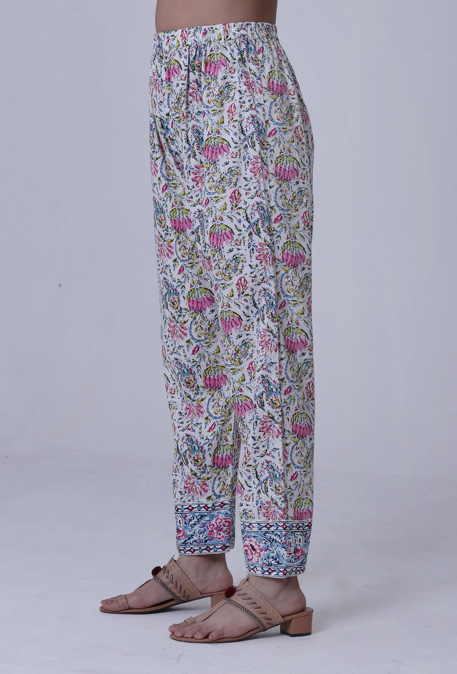 Multicolor Motif Cotton Pant