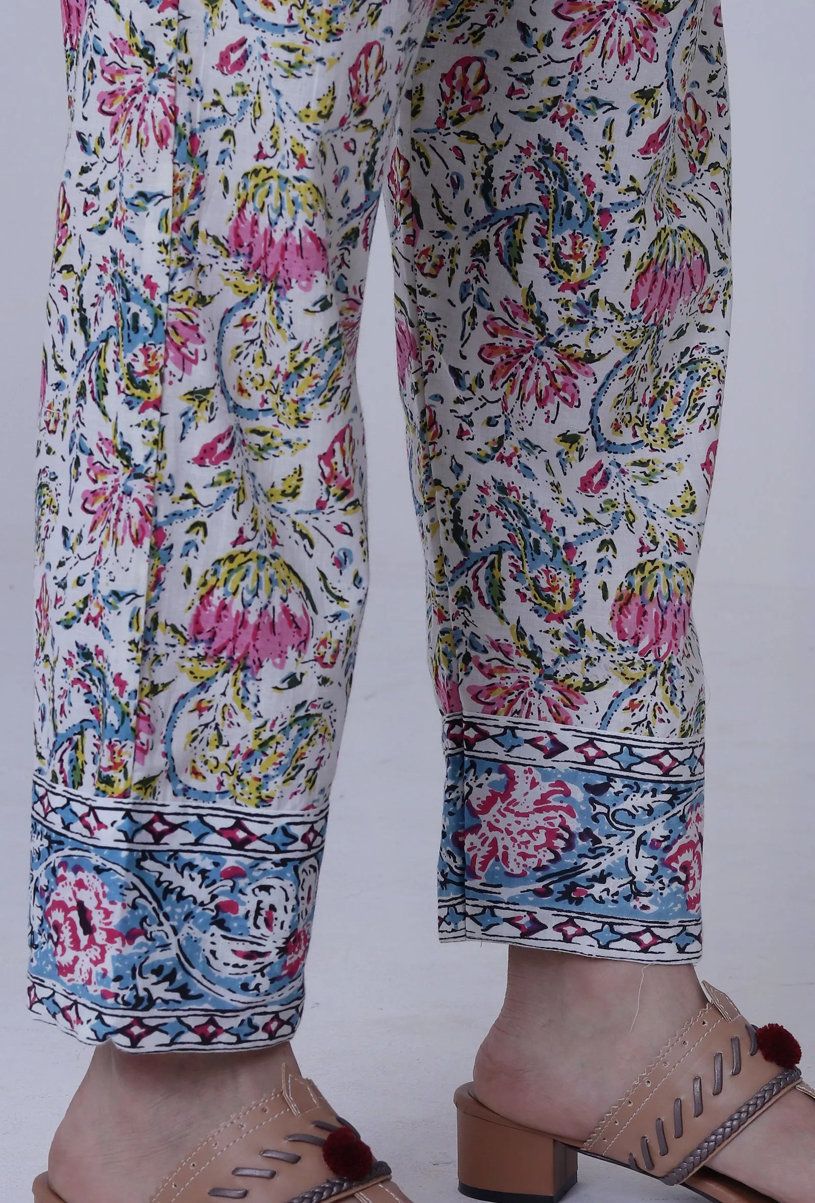 Multicolor Motif Cotton Pant