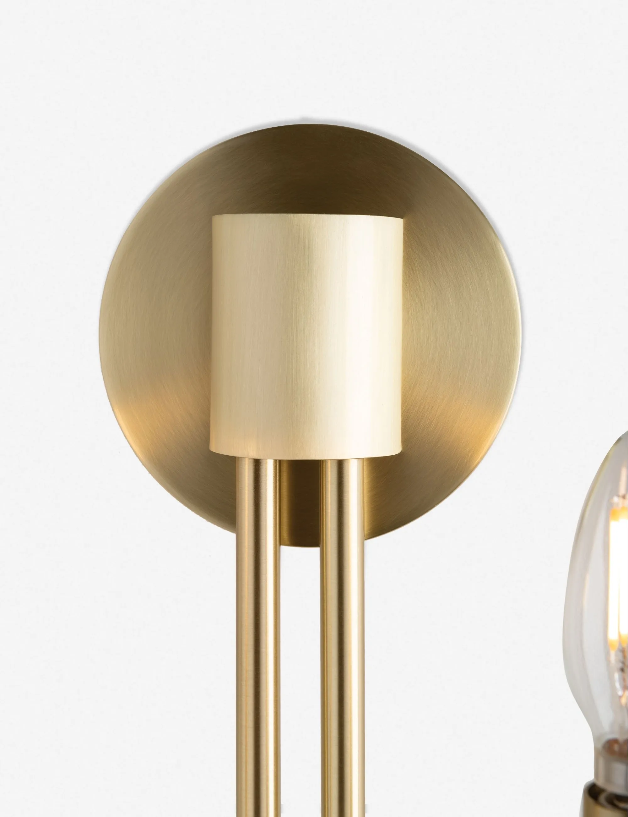 Naydeen Sconce