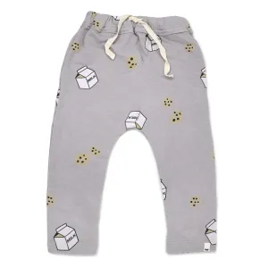 oh baby! Brooklyn Jogger with Milk & Cookies Print - Pale Gray