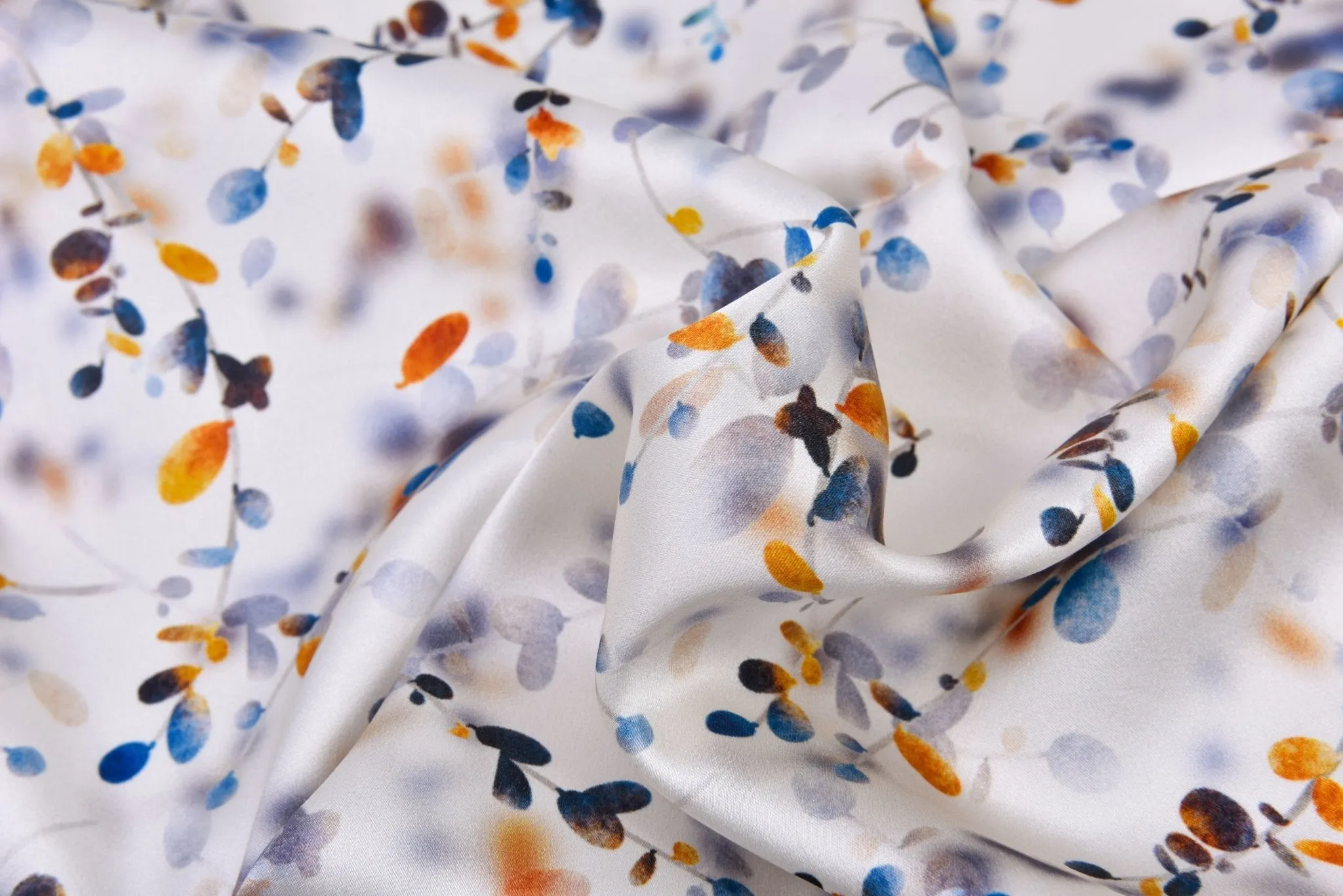 Original 100% Silk  Print Stretch Silk Fabric, 19 Momme Mulberry Silk Fabric.100% CRUELTY-FREE SILK Fashion Apparel width 48 inch