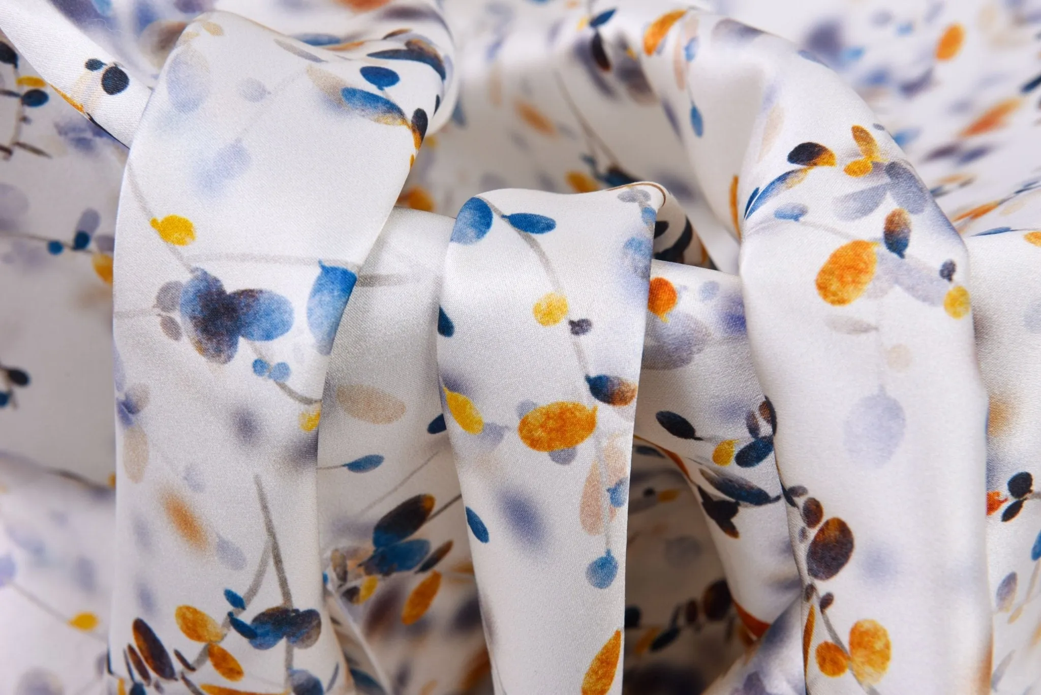 Original 100% Silk  Print Stretch Silk Fabric, 19 Momme Mulberry Silk Fabric.100% CRUELTY-FREE SILK Fashion Apparel width 48 inch