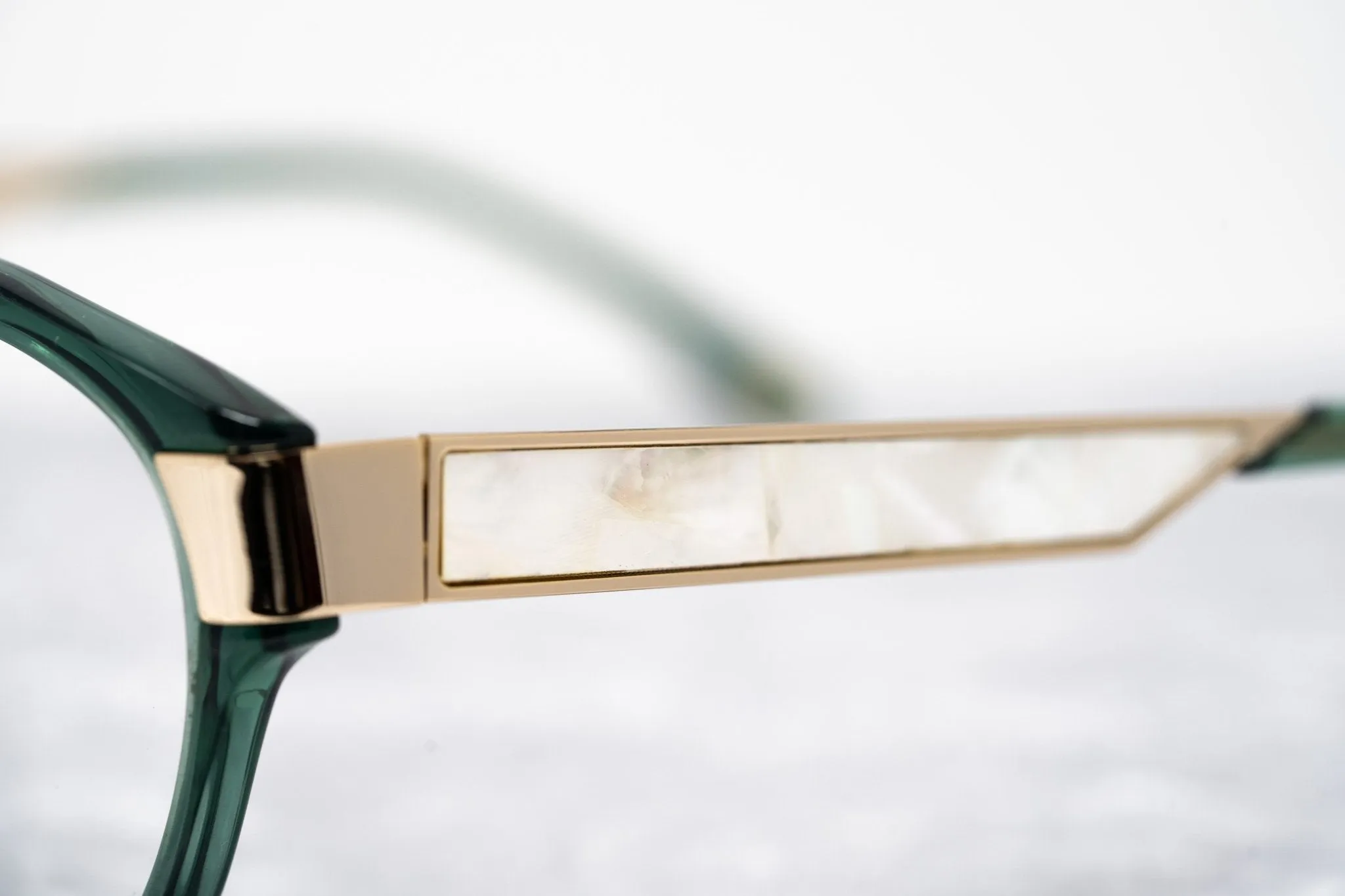 Oscar De La Renta Eyeglasses Oval Green and Clear