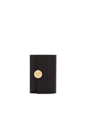Pebble Small Vertical Wallet