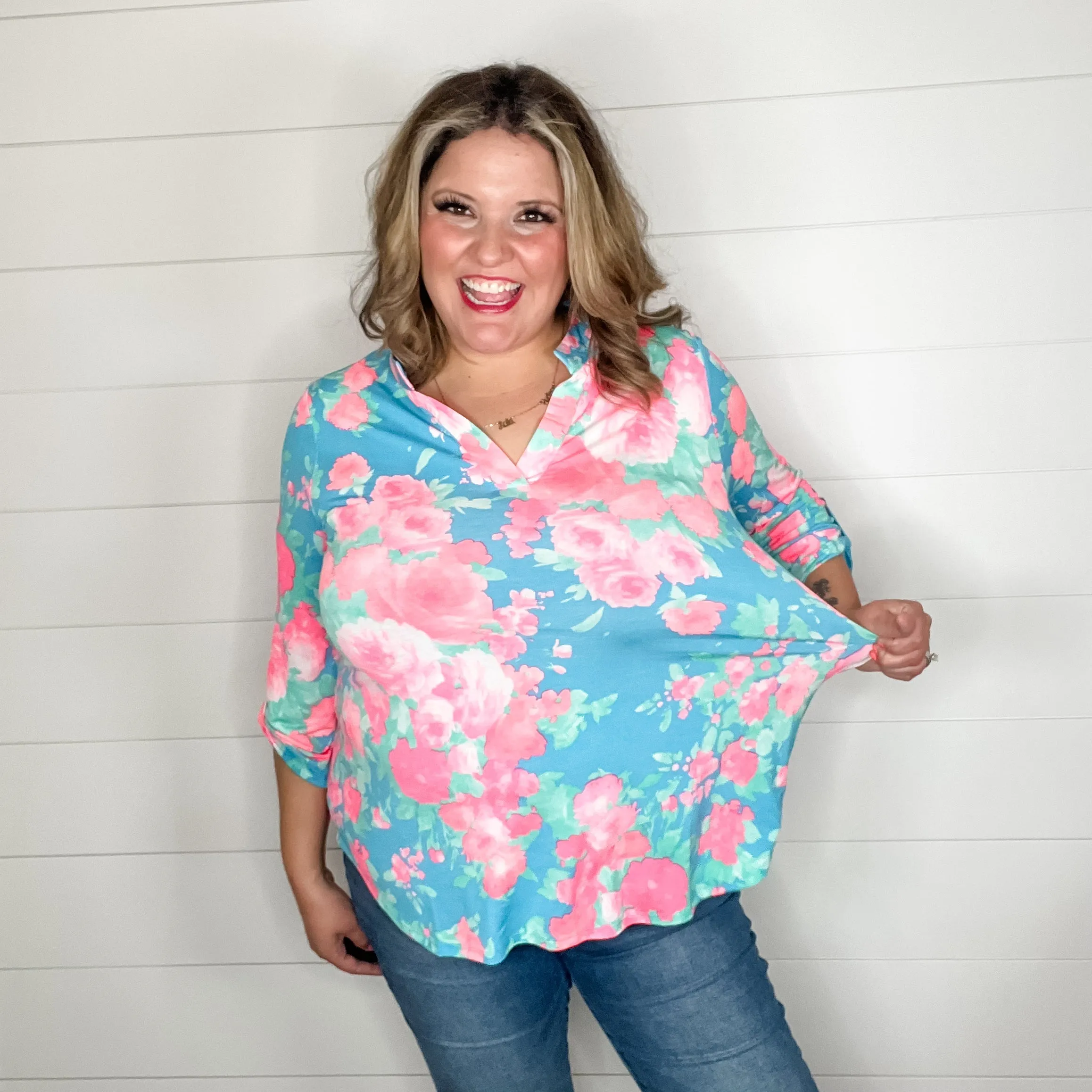 "Confusion" Floral Lizzy 3/4 Sleeve Split Neck Tops